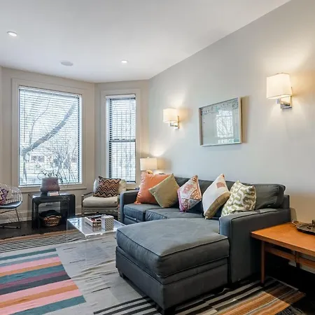 Logan Blvd Luxury! Enjoy The Well-Equipped Kitchen And Prime Location Apts