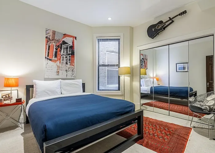 Logan Blvd Luxury! Enjoy The Well-equipped Kitchen And Prime Location Apts Apartment